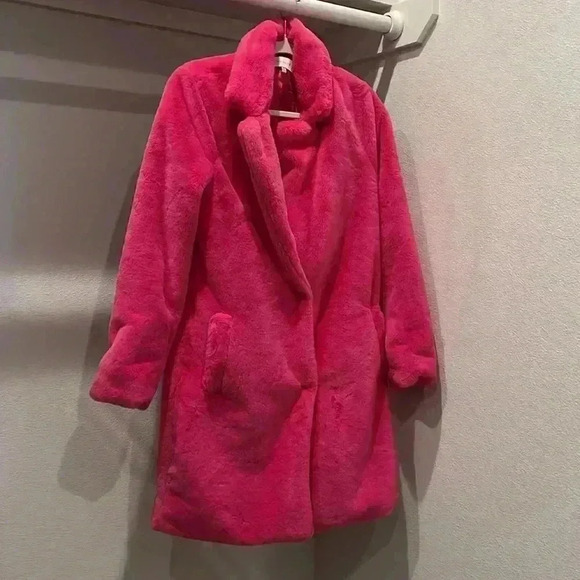 Women’s Pink Teddy Faux Fur Coat by Skies are Blue Size: M - Picture 1 of 5